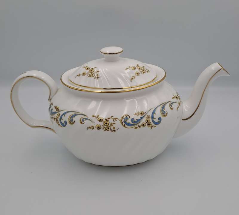 Vintage Royal Grafton MARLBOROUGH Large Tea Pot -Fine Bone China