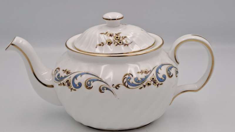 Vintage Royal Grafton MARLBOROUGH  small Tea Pot -Fine Bone China