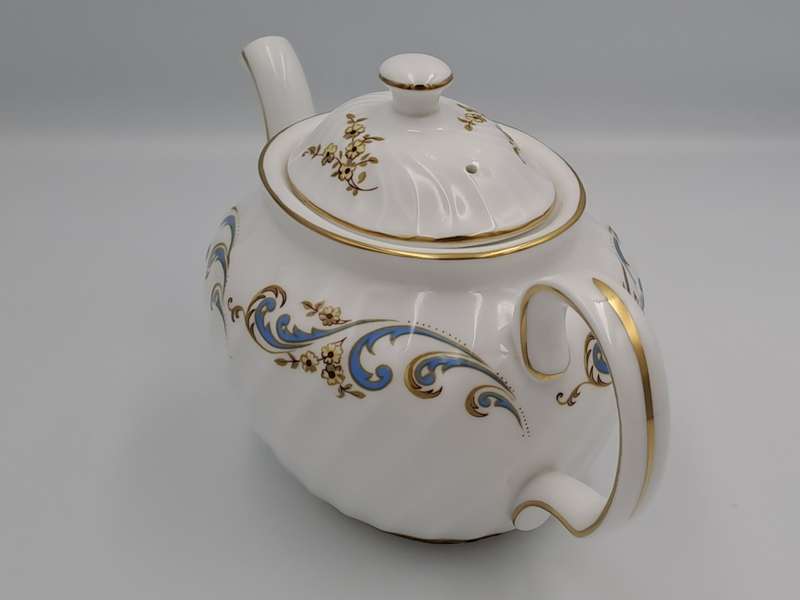 Vintage Royal Grafton MARLBOROUGH  small Tea Pot -Fine Bone China