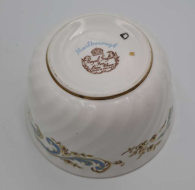Vintage Royal Grafton MARLBOROUGH Pattern Sugar Bowl and Creamer -Fine Bone China (tiny Chip)
