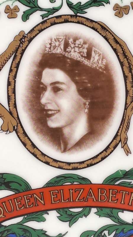 Vintage Coalport Queen Elizabeth II Coronation 2nd July 1953 Bone China Decorative Plate 22cm