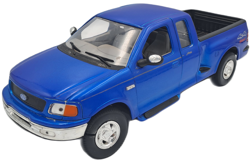 1999 Welly -Die-Cast - FORD F-150 Flareside Supercab Pick-up - Scale 1/18