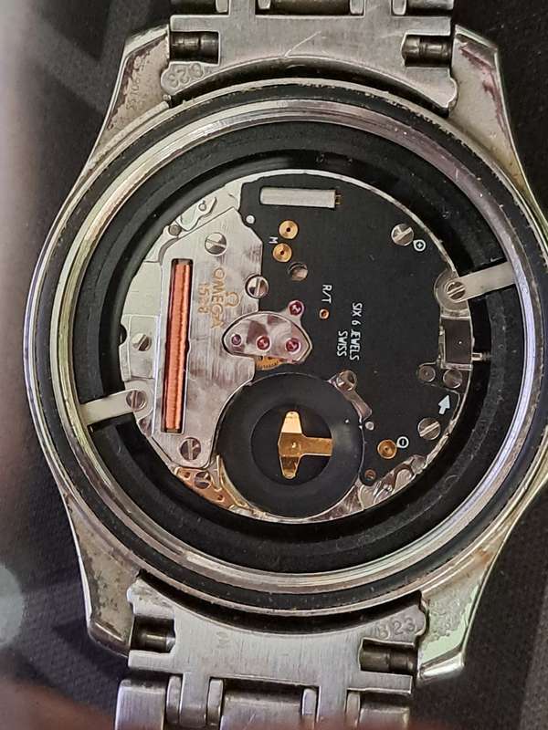 Pre-0wned 1990`s Omega Seamaster 120m Mens Quartz watch -Very Good Condition