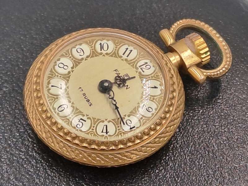 Rare Vintage small Ladies Farian Pocket watch (wind-up) Working -17 Rubis