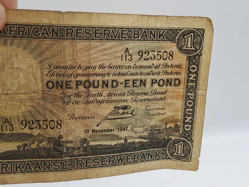 J. Postmus 1941 A113 Prefix - South Africa One Pound -Een Pond Bank note Circulated