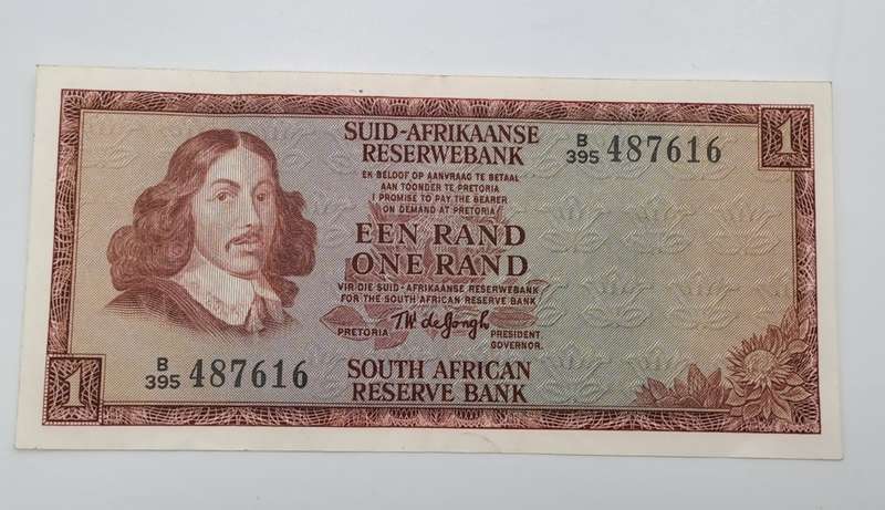 South Africa T.W. de Jongh 1975 One Rand Note Prefix B395 UNCIRCULATED