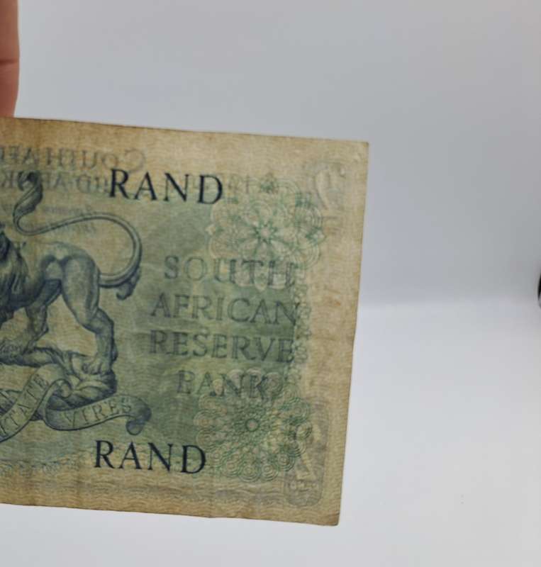 G.Rissik 1962 B184 Prefix - South Africa 2 Rand -Two Rand Bank note Circulated