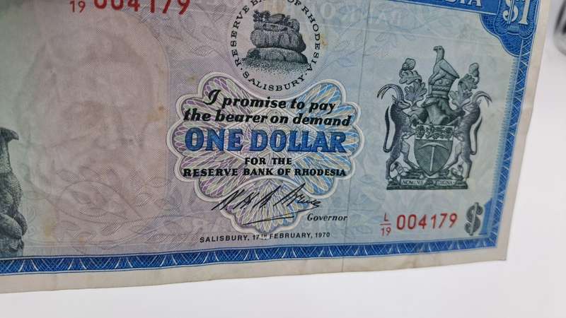 Rare !! 1970 Rhodesia 1 Dollar (One Dollar) Banknote