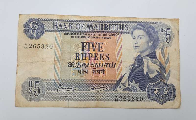 1967  Mauritius 5 Rupees  Bank Note -Circulated