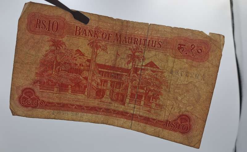 1967  Mauritius 10 Rupees  Bank Note -Circulated