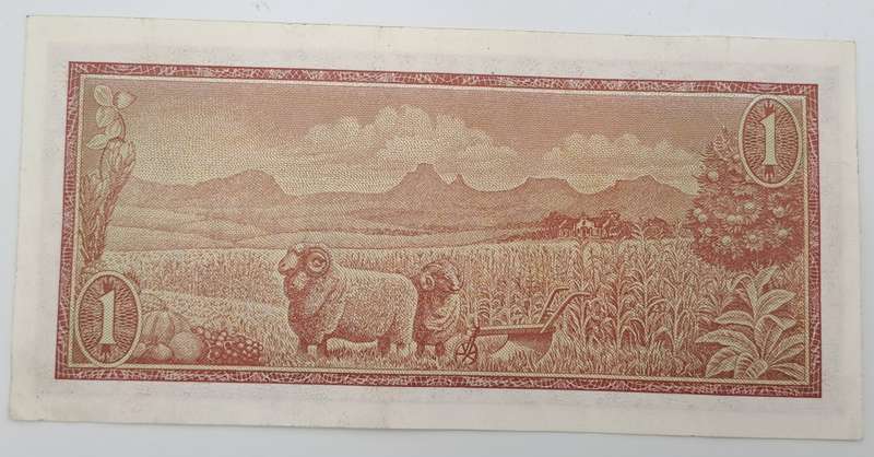 1975 TW de Jongh South Africa 1 Rand -Afrikaans - English Prefix B395 -Bank Note