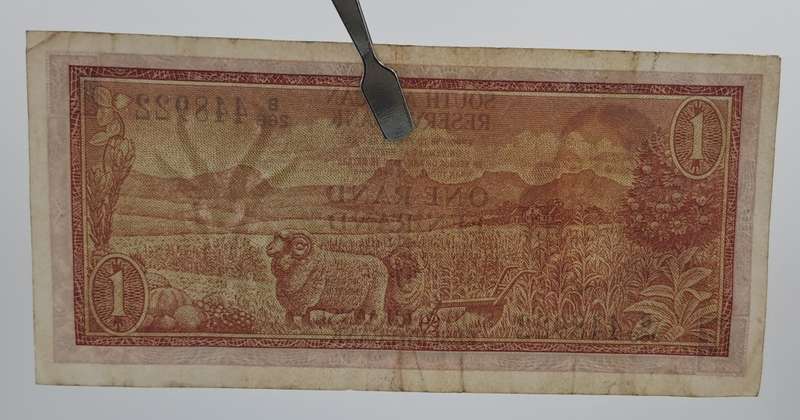 1966 TW de Jongh South Africa 1 Rand- R1 -English -Afrikaans - Prefix B266 -Bank Note