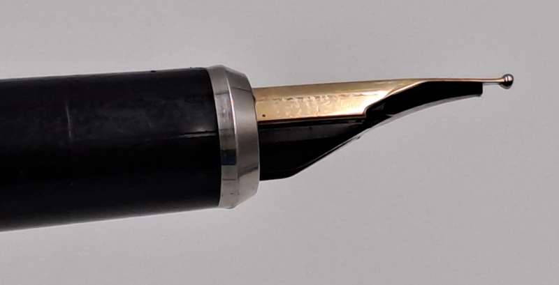 Vintage Cross 1/20 14kt Rolled Gold Fountain Pen 14kt 585 Nib -Ink Tested-Branded and engraved