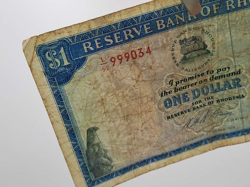 2 March 1973 Rhodesia one Dollar Bank Note -Circulated