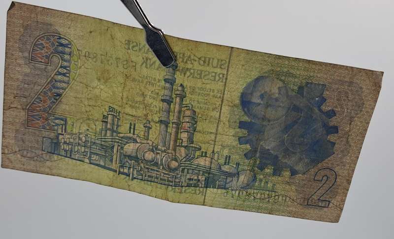 1984 -2 Rand Bank Note - -Signature de Kock-Circulated - Van Riebeeck watermark