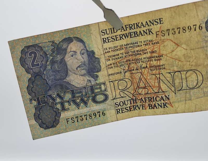 1984 -2 Rand Bank Note - -Signature de Kock-Circulated - Van Riebeeck watermark