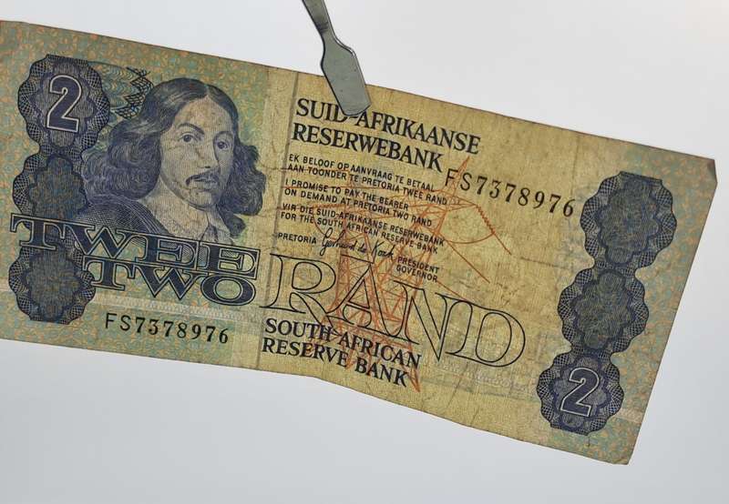 1984 -2 Rand Bank Note - -Signature de Kock-Circulated - Van Riebeeck watermark
