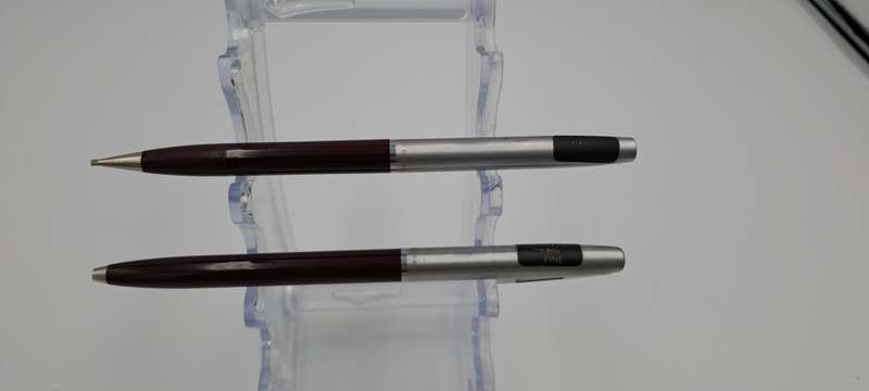 Vintage White dot Sheaffer 440 ballpoint pen and Pencil set -Branded- see condition