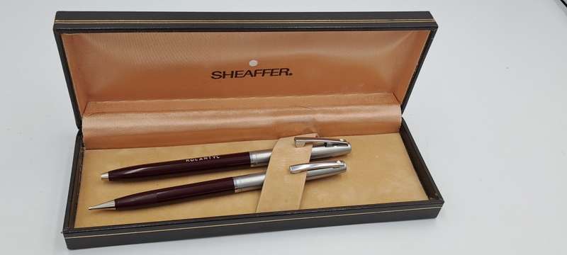 Vintage White dot Sheaffer 440 ballpoint pen and Pencil set -Branded- see condition