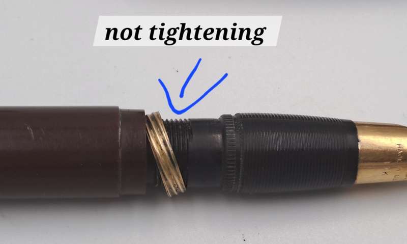 Vintage Sheaffer Fountain Pen with 14kt Gold Nib and Pencil USA - in nice case SEE CONDITION