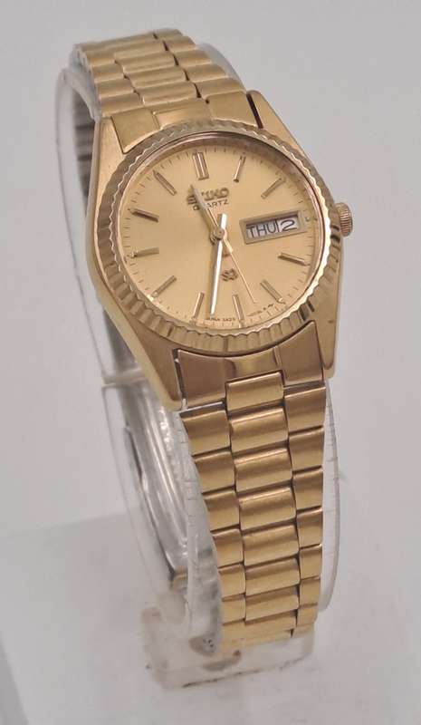 Vintage Ladies Seiko 2A23-003LR Quartz Day/Date Gold tone Watch -Working 100%