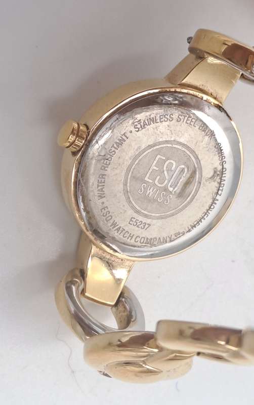 Pre-Owned Vintage Swiss Ronda ESQ Ladies Quartz Watch -working  ESQ Watch Company.
