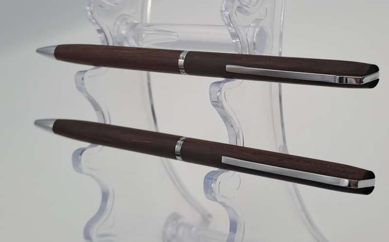 Vintage Hallmark Rosewood Pen and Pencil set made in USA- ROYAL SALUTE still in original Case.