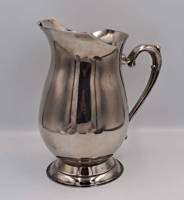 Large Vintage Silver Plate water Jug - 22,5cm Tall -