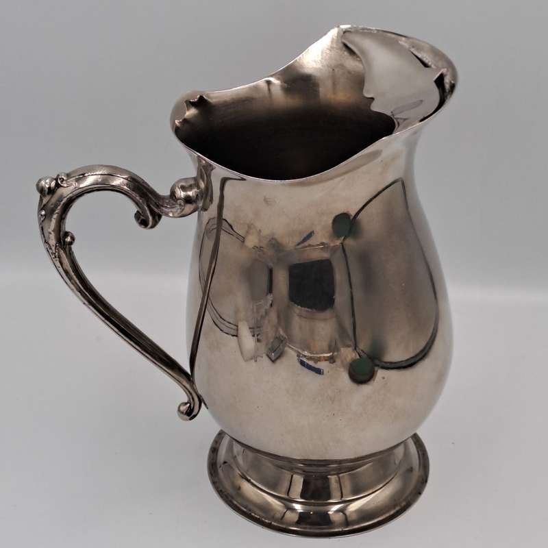 Large Vintage Silver Plate water Jug - 22,5cm Tall -