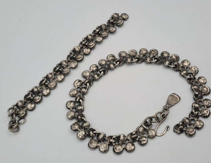 Vintage Yochi Necklace with Blue stones- need Repairs - Made in New York