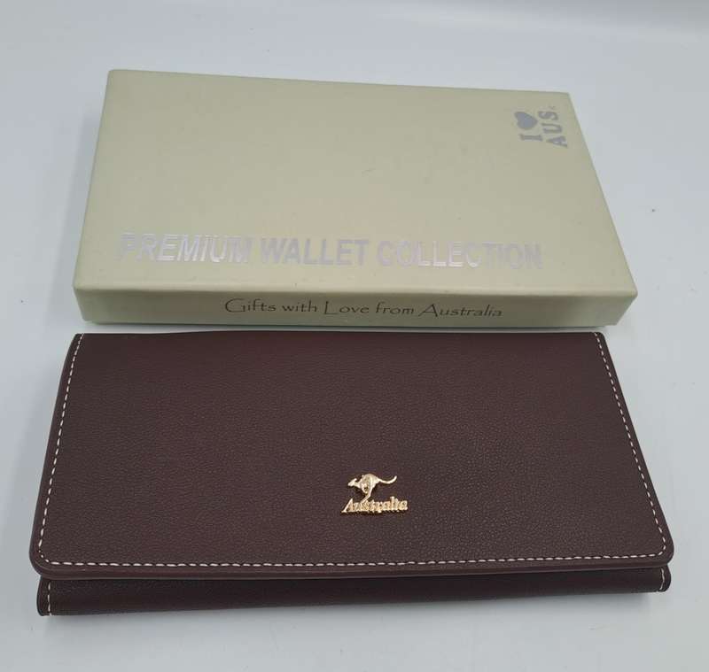 Unused `l Love Australia` Copyright Design Ladies Premier Leather wallet Collection-Souvenir Gift