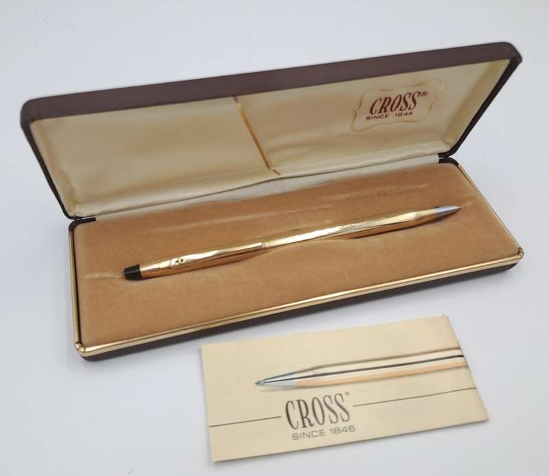 Vintage 1/20 10kt rolled gold Cross ballpoint point in Brown Hard case- ink is dry