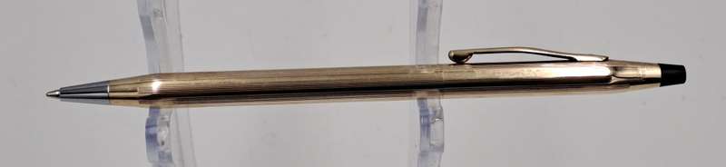Vintage 1/20 10kt rolled gold Cross ballpoint point in Brown Hard case- ink is dry