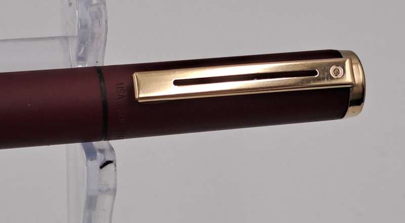 Vintage Maroon Sheaffer Award Rollerball Pen in Case - Ink still Ok -  made in the USA
