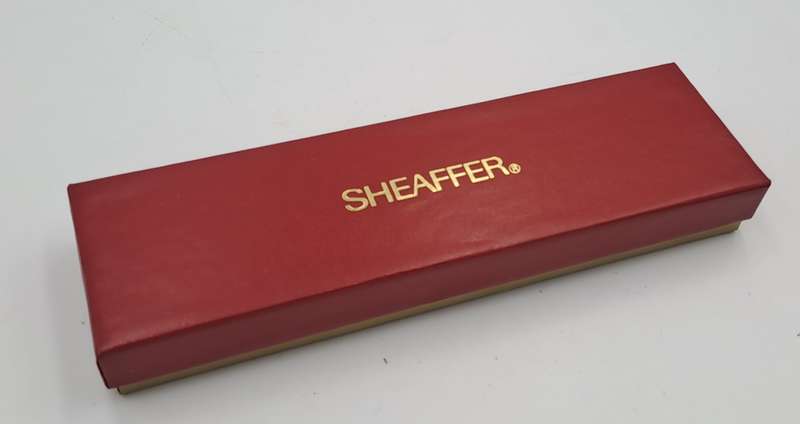 Vintage Maroon Sheaffer Award Rollerball Pen in Case - Ink still Ok -  made in the USA