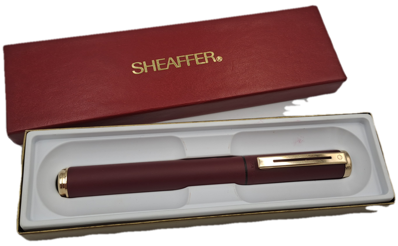 Vintage Maroon Sheaffer Award Rollerball Pen in Case - Ink still Ok -  made in the USA