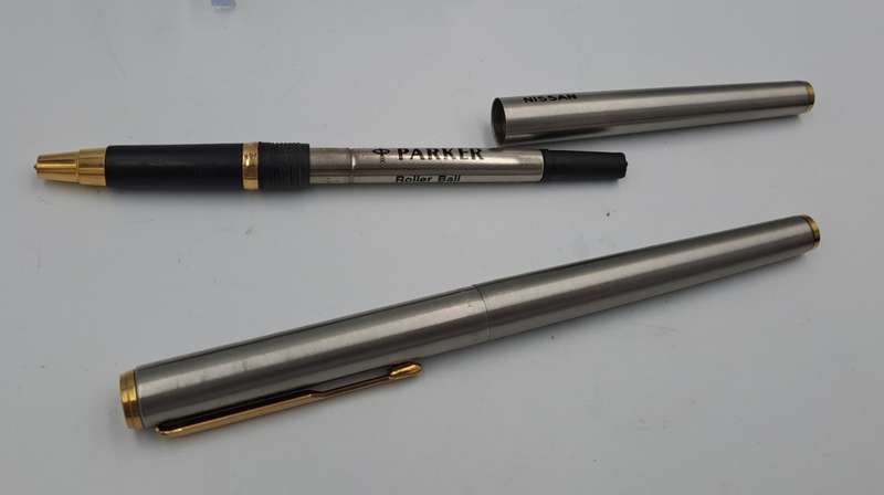 1985 Parker 95 TE date code  Fountain and rollerball pens in gold and silver trim (Branded) England