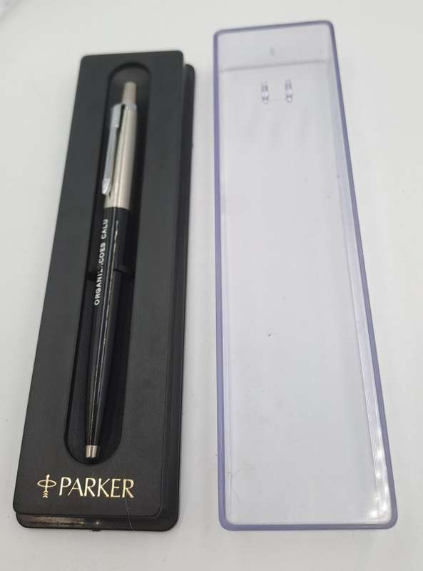 1980`s parker IE {date code for 1986) ballpen made in the UK ..Ink is dry (with printed logo)