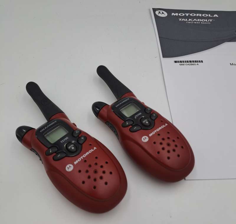 Pre-owned Vintage Motorola Talkabout Two-way Radio Model T5600 -working