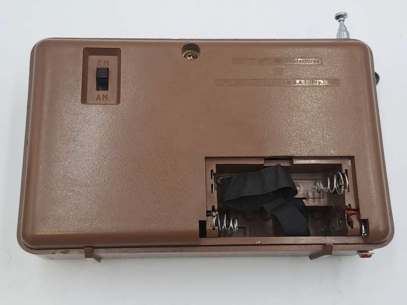 Vintage Sharp AM-FM Portable Radio -Battery Operated -Working