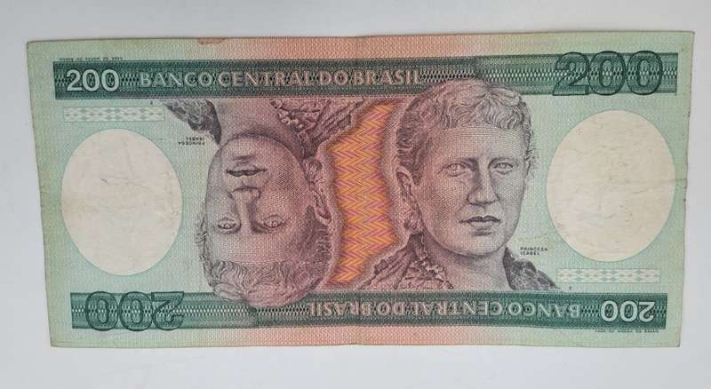 1981-1984  Brazil 200 Cruzeiros Bank note -Circulated