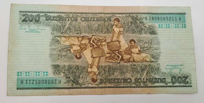 1981-1984  Brazil 200 Cruzeiros Bank note -Circulated