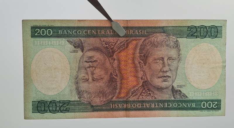 1981-1984  Brazil 200 Cruzeiros Bank note -Circulated