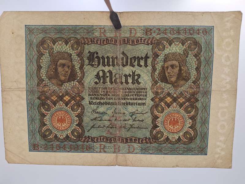 1920  Germany (1871-1948) 100 Mark Reichsbank note