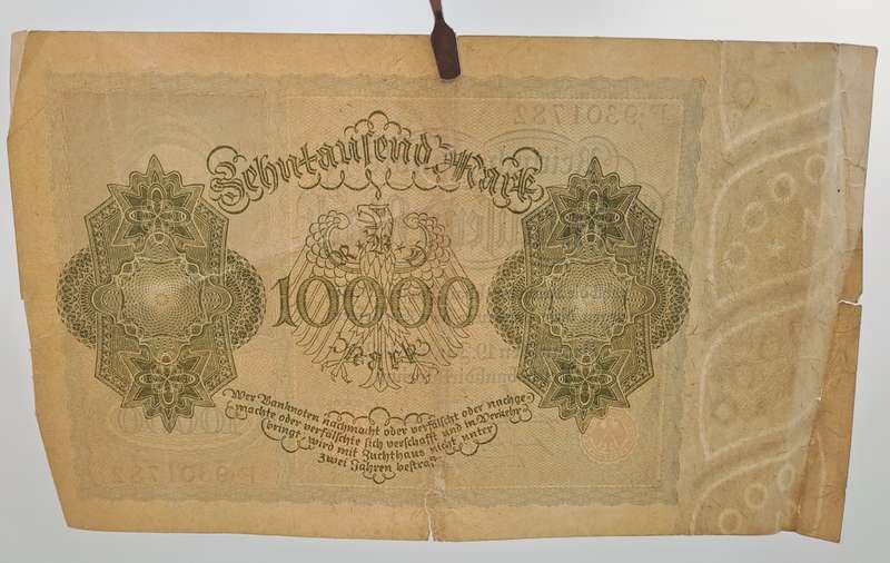1922  Germany (1871-1948) 10 000 Mark Reichsbank note