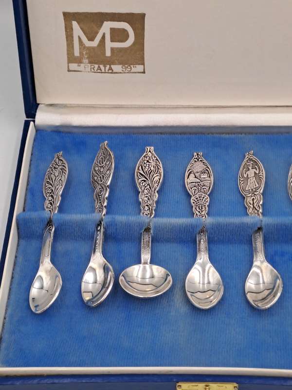 Vintage MP Prata 99 Silverplate Demitassee 7pc  Spoon Set-Boxed