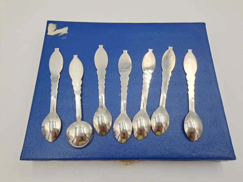 Vintage MP Prata 99 Silverplate Demitassee 7pc  Spoon Set-Boxed