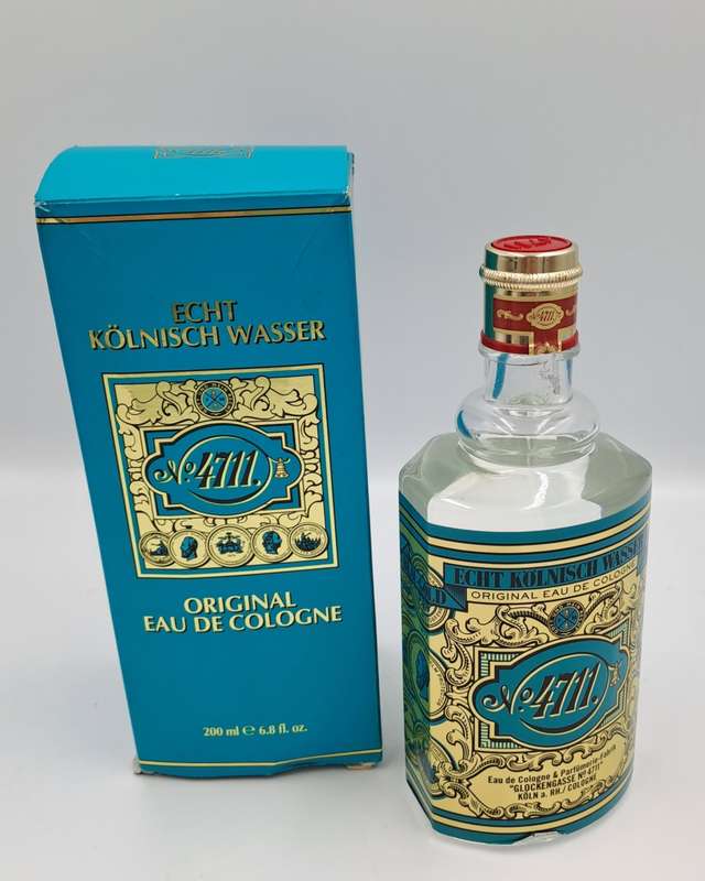 Vintage Original Kolnisch Wasser 4711 Eau de Cologne Original 200ml -full -seal broken in Box.