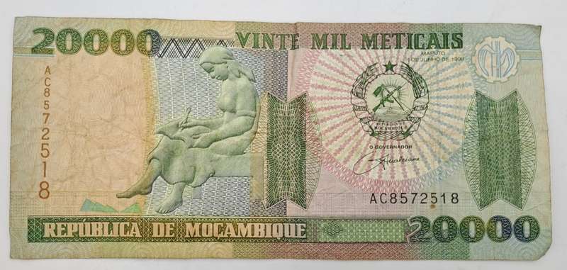 1999 Mozambique 20 000 Meticais