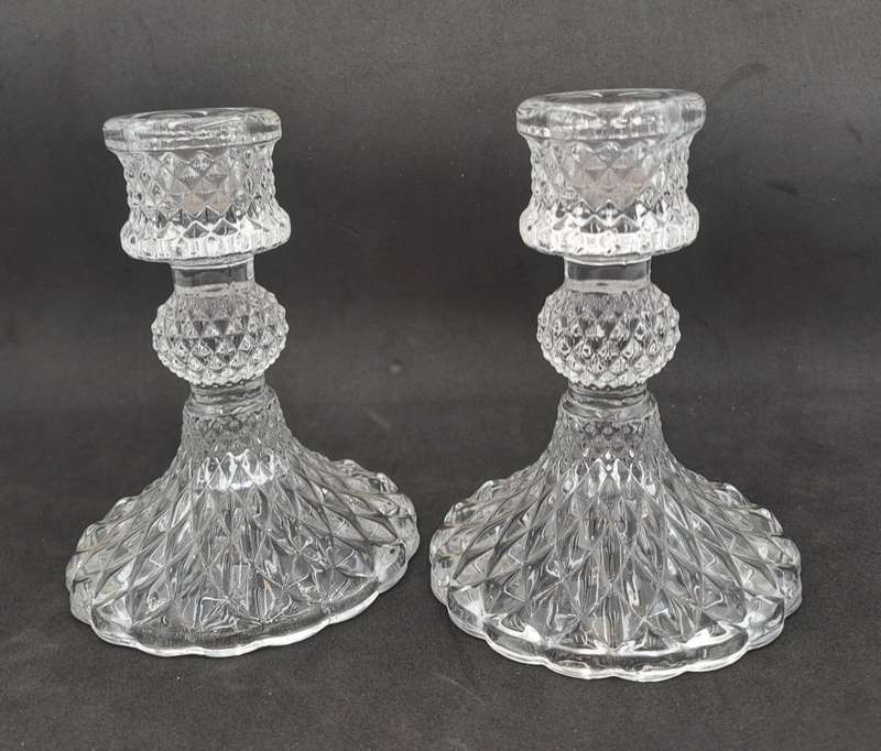 A Pair of Crystal Candle Sticks 10,5cm